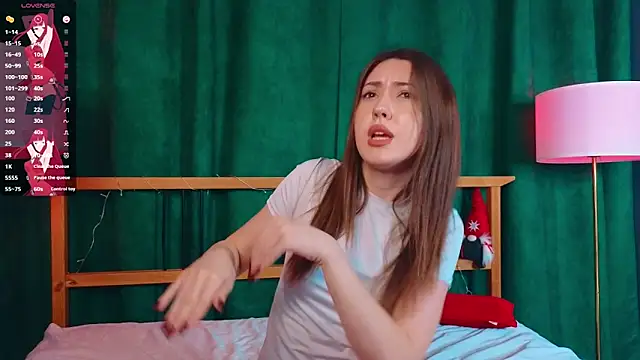 Snapshot of AliceZimmer chatting on February 2026 07:35:01 PM AliceZimmer online show from February 2026 07:35:01 PM