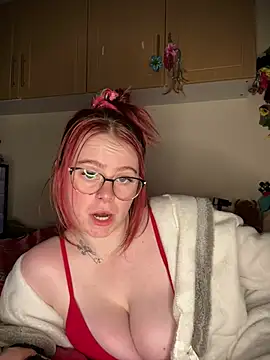 Snapshot of Melodysweetx chatting on February 2026 12:50:02 AM Melodysweetx online show from February 2026 12:50:02 AM