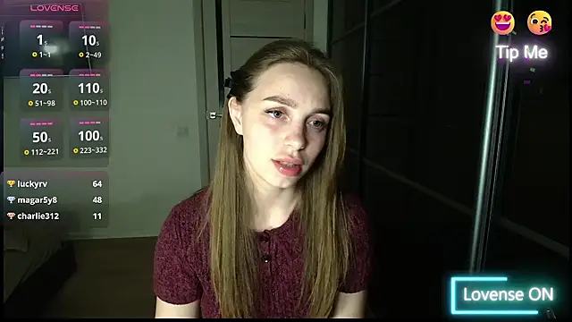  julia wonderful  online show from April 2026 08:50:01 PM