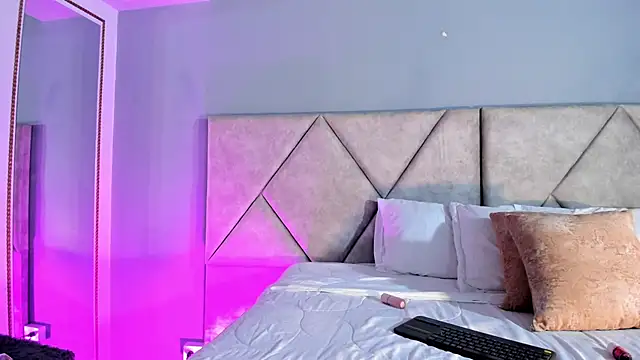 Snapshot of KaattyDoll chatting on February 2026 08:15:01 PM KaattyDoll online show from February 2026 08:15:01 PM