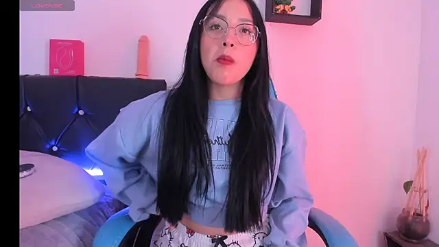  Mia kiss  online show from April 2026 11:59:01 PM