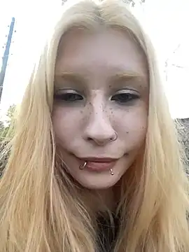 WarmAtEdges online show from May 2026 04:15:01 PM