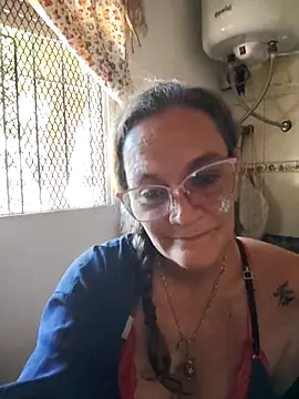 Snapshot of Nanybeach chatting on February 2026 08:10:02 PM Nanybeach online show from February 2026 08:10:02 PM