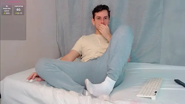 Snapshot of Luc_7 chatting on February 2026 10:58:01 AM Luc 7 online show from February 2026 10:58:01 AM