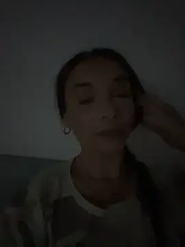 Snapshot of onlyladyb chatting on April 2026 09:15:02 PM onlyladyb online show from April 2026 09:15:02 PM