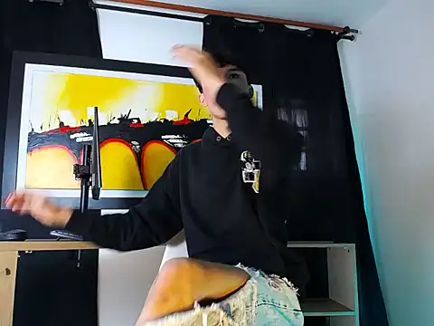 Snapshot of jullian_ricci chatting on February 2026 07:35:01 PM jullian ricci online show from February 2026 07:35:01 PM