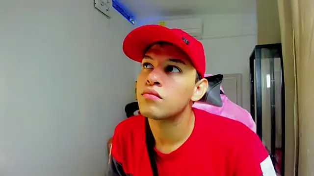 Top and bottom online show from April 2026 08:17:01 PM