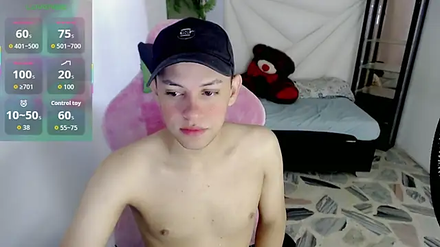 Top and bottom online show from May 2026 08:49:01 PM
