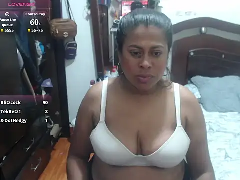 Snapshot of Caprichosa-39 chatting on February 2026 01:55:01 AM Caprichosa-39 online show from February 2026 01:55:01 AM