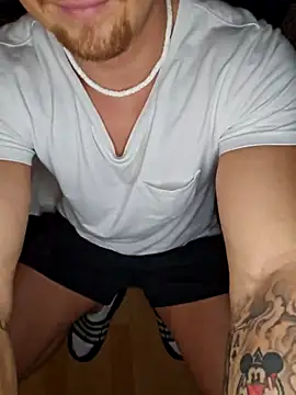 Snapshot of EddyRise- chatting on February 2026 06:26:01 PM EddyRise- online show from February 2026 06:26:01 PM