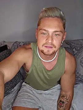 Snapshot of EddyRise- chatting on February 2026 06:08:02 PM EddyRise- online show from February 2026 06:08:02 PM