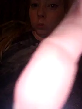 Snapshot of ShySweetheart chatting on February 2026 04:21:02 AM ShySweetheart online show from February 2026 04:21:02 AM