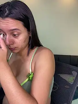 Hanna Williams   online show from February 2026 03:12:01 AM