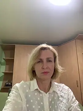 Snapshot of VeltaMur975 chatting on February 2026 01:41:01 PM VeltaMur975 online show from February 2026 01:41:01 PM