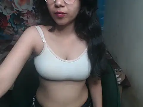 its-sarika01 online show from May 2026 05:49:01 AM