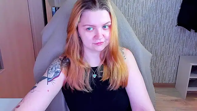 Snapshot of AnitaXVine chatting on February 2026 05:44:02 PM AnitaXVine online show from February 2026 05:44:02 PM