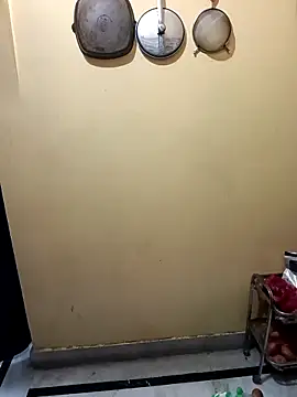 Snapshot of 02Roshni chatting on February 2026 11:30:01 AM 02Roshni online show from February 2026 11:30:01 AM