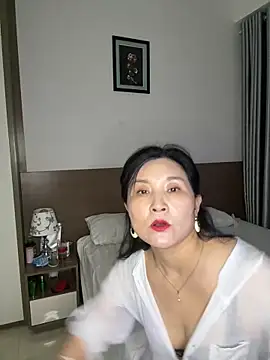 jiejie8888 online show from February 2026 01:11:01 PM