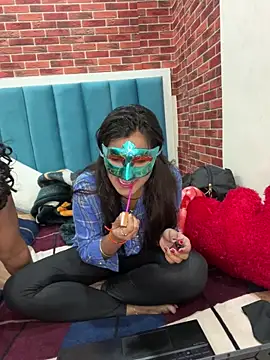 Snapshot of assybauty chatting on February 2026 08:32:01 AM assybauty online show from February 2026 08:32:01 AM