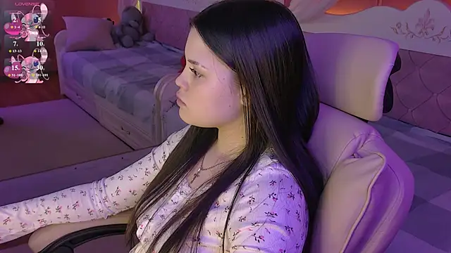 BonieSmith online show from May 2026 06:32:02 AM