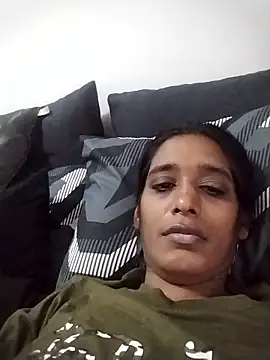 Snapshot of Baby_P chatting on February 2026 04:21:02 AM Baby P online show from February 2026 04:21:02 AM