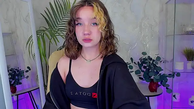 Snapshot of GiaRicco chatting on February 2026 04:03:02 PM GiaRicco online show from February 2026 04:03:02 PM