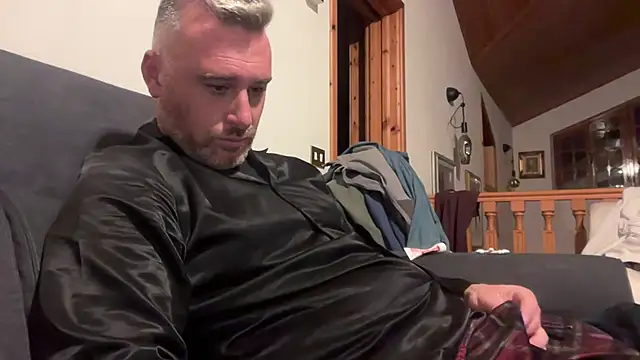 Snapshot of marcovik1 chatting on February 2026 05:56:01 PM marcovik1 online show from February 2026 05:56:01 PM