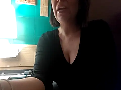 Snapshot of Ginevra01 chatting on February 2026 09:00:02 PM Ginevra01 online show from February 2026 09:00:02 PM