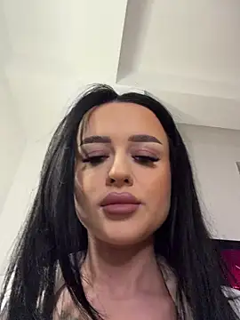 Katty Pery online show from March 2026 05:08:01 PM