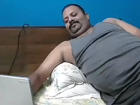 simpleboldman2026 online show from February 2026 04:19:01 PM