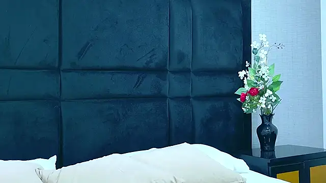 HollyOlson online show from March 2026 08:02:02 PM