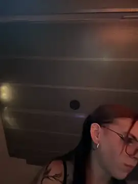 Milli-Kiss online show from March 2026 06:04:01 PM