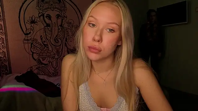 Snapshot of pureeangel chatting on March 2026 11:37:01 AM pureeangel online show from March 2026 11:37:01 AM