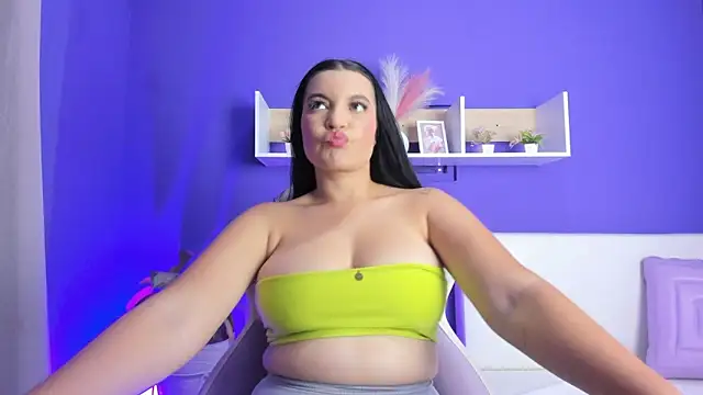 Snapshot of Zoe_Curvy_ chatting on February 2026 08:38:02 PM Zoe Curvy online show from February 2026 08:38:02 PM