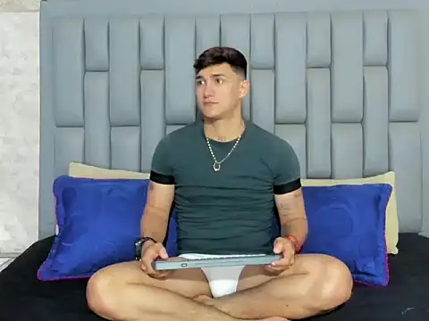 Alann Smith X online show from February 2026 11:37:01 PM