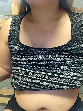 squirtshantal online show from May 2026 01:24:01 AM