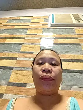 squirtshantal online show from May 2026 03:34:01 AM