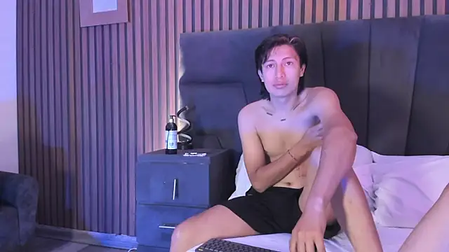 MarcoAndAllice online show from February 2026 07:50:01 AM