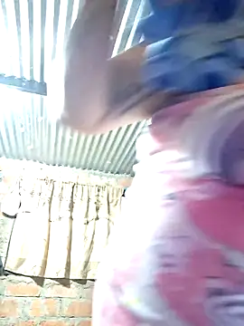 Juli Powl online show from March 2026 09:37:01 AM