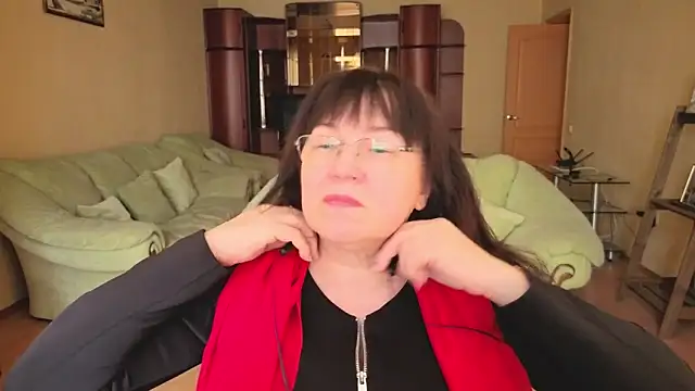 Tori Twirl online show from February 2026 10:46:01 AM