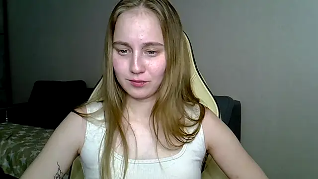 christimontero online show from February 2026 11:28:02 AM