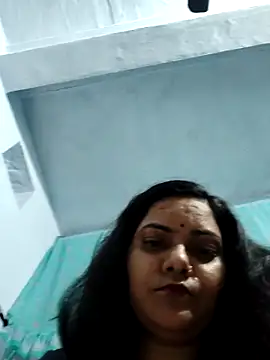 Snapshot of Anushka_Singh0 chatting on April 2026 04:51:02 PM Anushka Singh0 online show from April 2026 04:51:02 PM