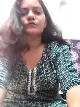 Snapshot of Anushka_Singh0 chatting on April 2026 10:44:01 AM Anushka Singh0 online show from April 2026 10:44:01 AM