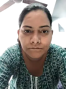 Snapshot of Anushka_Singh0 chatting on April 2026 06:27:01 AM Anushka Singh0 online show from April 2026 06:27:01 AM