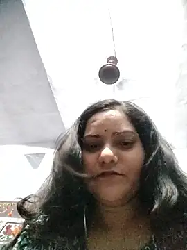 Snapshot of Anushka_Singh0 chatting on April 2026 04:10:02 PM Anushka Singh0 online show from April 2026 04:10:02 PM