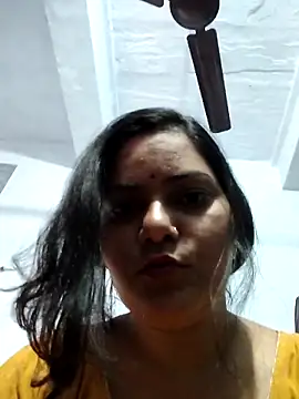 Snapshot of Anushka_Singh0 chatting on April 2026 01:13:02 PM Anushka Singh0 online show from April 2026 01:13:02 PM