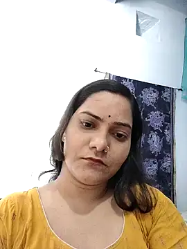 Snapshot of Anushka_Singh0 chatting on April 2026 06:05:01 AM Anushka Singh0 online show from April 2026 06:05:01 AM