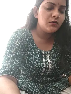 Snapshot of Anushka_Singh0 chatting on May 2026 06:42:02 AM Anushka Singh0 online show from May 2026 06:42:02 AM