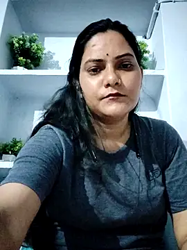 Snapshot of Anushka_Singh0 chatting on May 2026 04:37:02 PM Anushka Singh0 online show from May 2026 04:37:02 PM