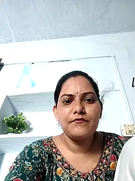 Snapshot of Anushka_Singh0 chatting on June 2026 10:15:01 AM Anushka Singh0 online show from June 2026 10:15:01 AM